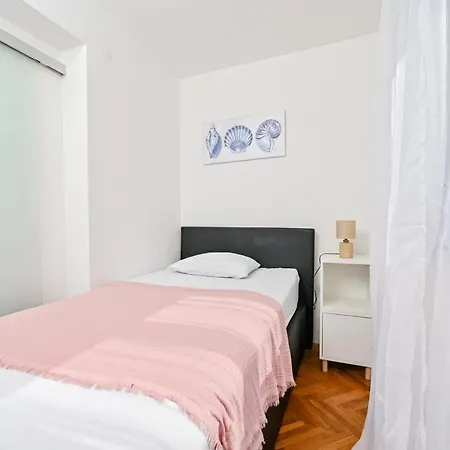 Liori Apartmán *