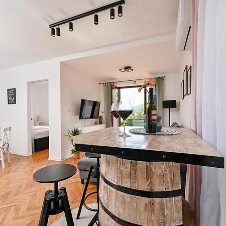 Liori Apartmán *